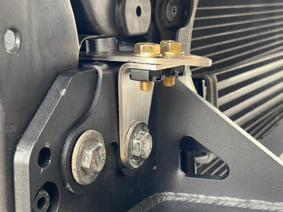 To.Rage radiator clip eliminator