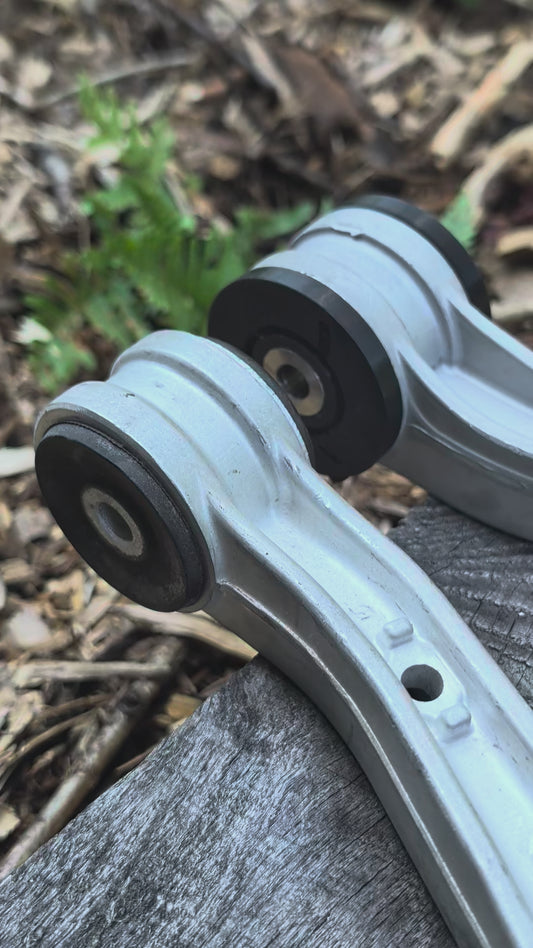 TO.RAGE upper control arm bushings